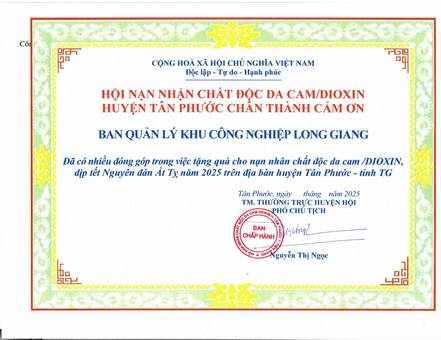 Phat Qua nguoi Ngheo 2025 6